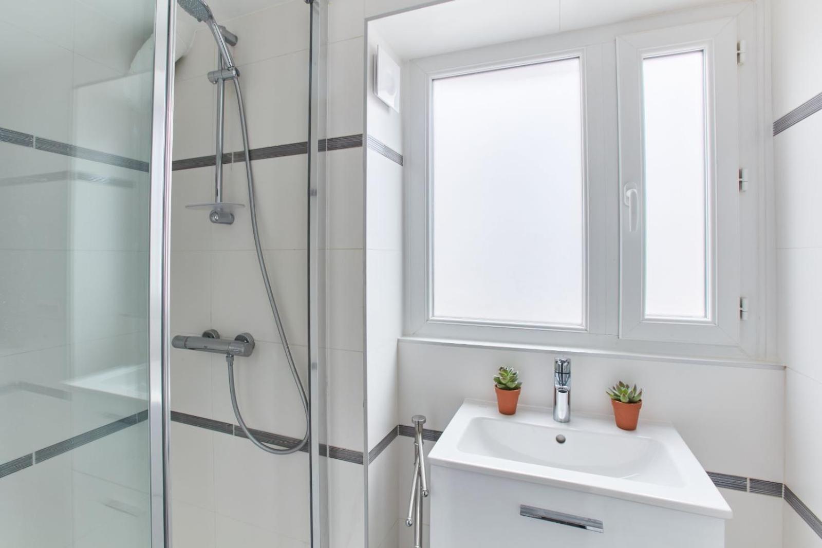 Apartament Cosy Montmartre 2Br Paryż Zewnętrze zdjęcie